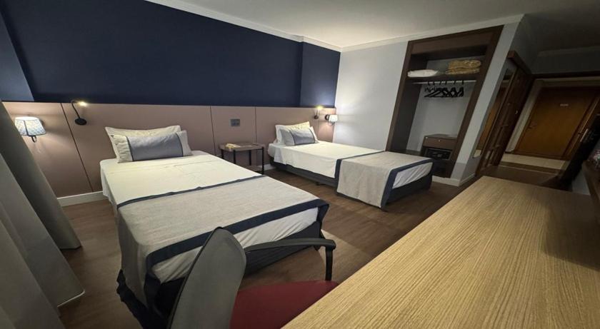 Executivo com 2 camas Twin Não Fumante,1706807486:JPEG